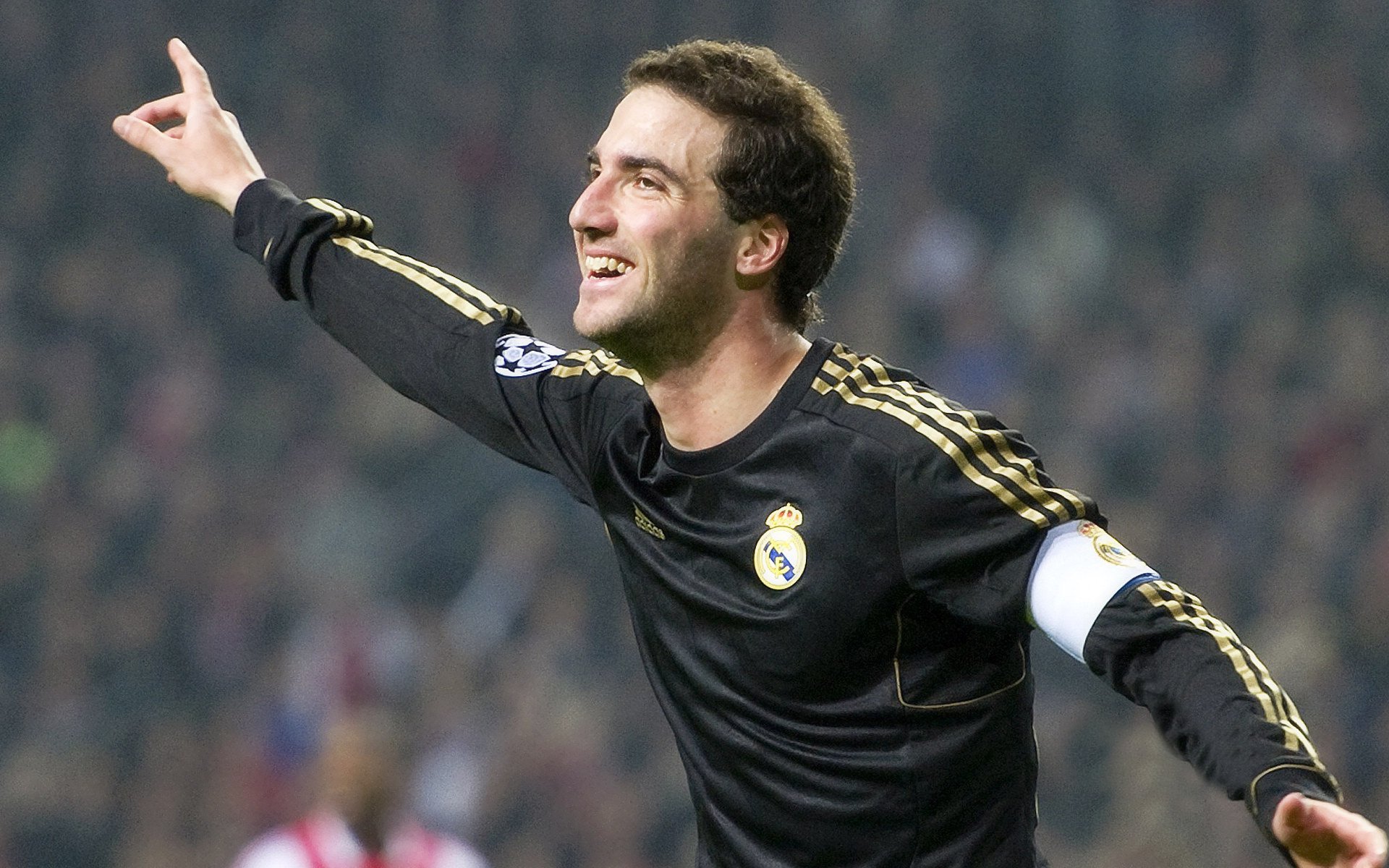 伊丽莎白·德克斯稳扎稳打摘得好成绩，伊丽莎白女王德国