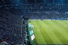 开云体育网页版入口-德甲激烈争夺：攻守精彩大比拼，德甲防守