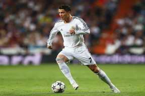 kaiyun 开云体育-猛龙新赛季目标设定在东部前四，猛龙新赛季主场